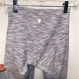 Lululemon Wunder Under Leggings Size 4